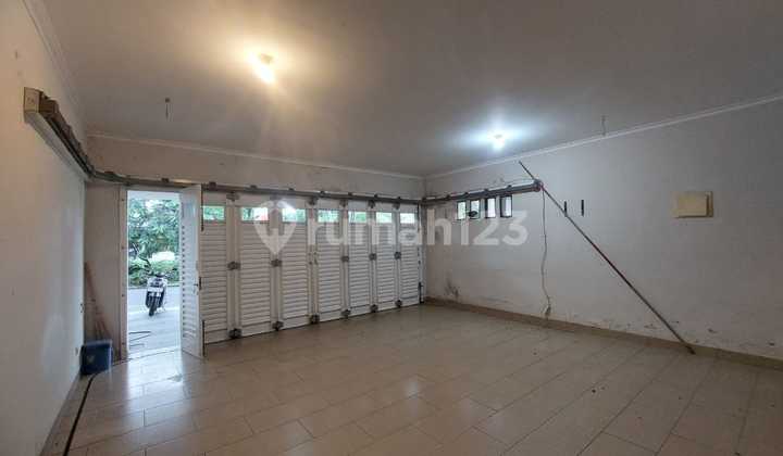 Rumah Bagus Siap Huni Luas 2 Lantai Besar Dekat Pintu Tol di Perumahan Kota Wisata Cibubur 2