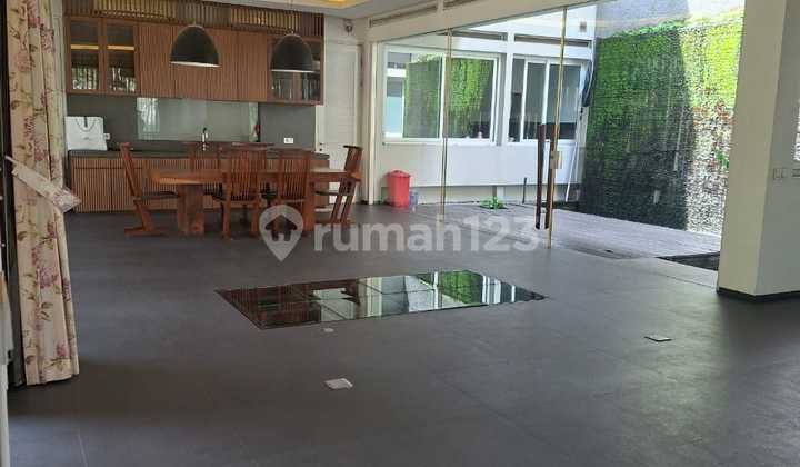 Rumah Bagus Mewah Luas Siap Huni di Perumahan Elit Kota Wisata Cibubur