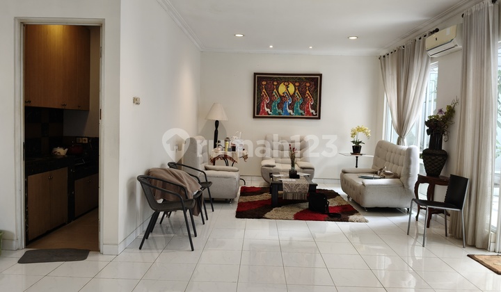 Ready-to-Occupy House in Tourist City, Land Area 200m², 3+1 Bedrooms, Central Cluster, Close to Mall