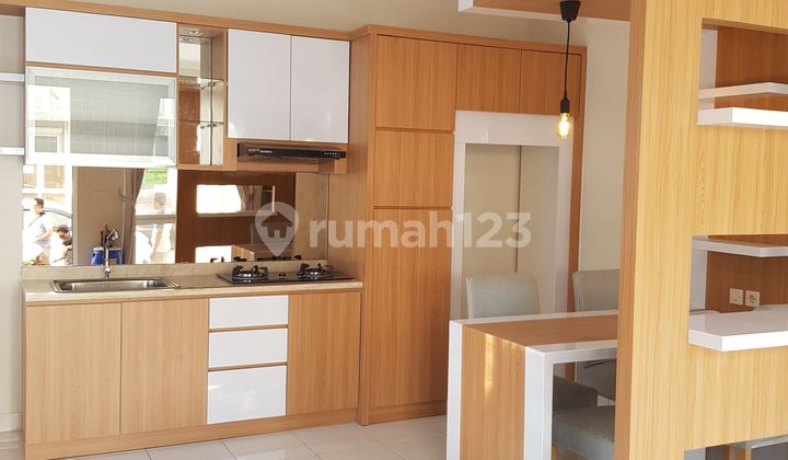 Rumah Bagus Dikota Wisata 2Lantai Siap Huni Harga 2M An Cluster Dekat Sekolah Penabur dan Starbucks Coffee