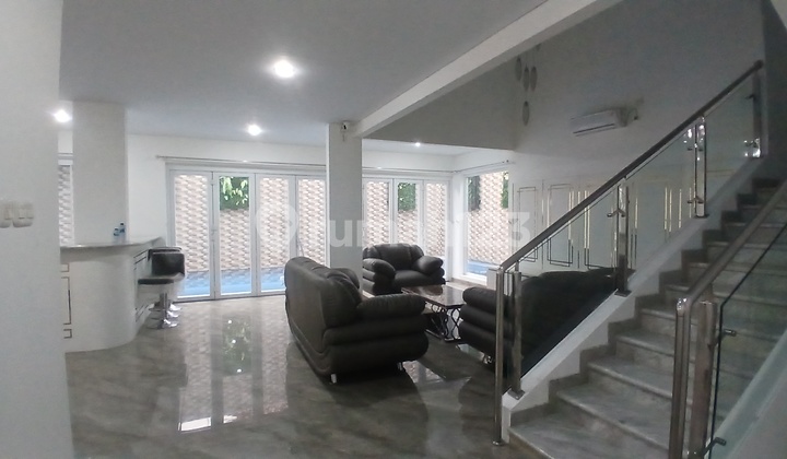 Rumah Mewah Dikota Wisata Ada Kolam Renang Tanah Lebih Dari 500m Posisi Bagus