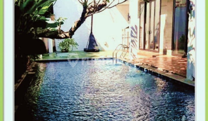 Luxury House in Mutiara Kemang Djeruk Purut Complex, South Jakarta, with Private Swimming Pool.