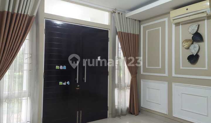 Luxury House in Tourist City Fronting Park 4+1 Bedrooms Ready to Occupancy 2