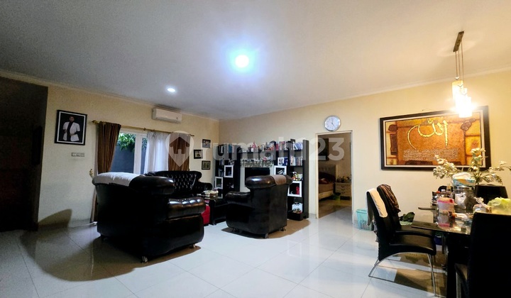 Rumah Mewah Murah Turun Harga Dikota Wisata Depan Taman Luas Tanah 300M Lebih Siap Huni