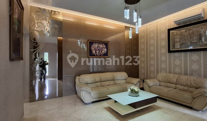 Rumah Mewah Kota Wisata Boulevard Ada Kolam Renang Bagus 2