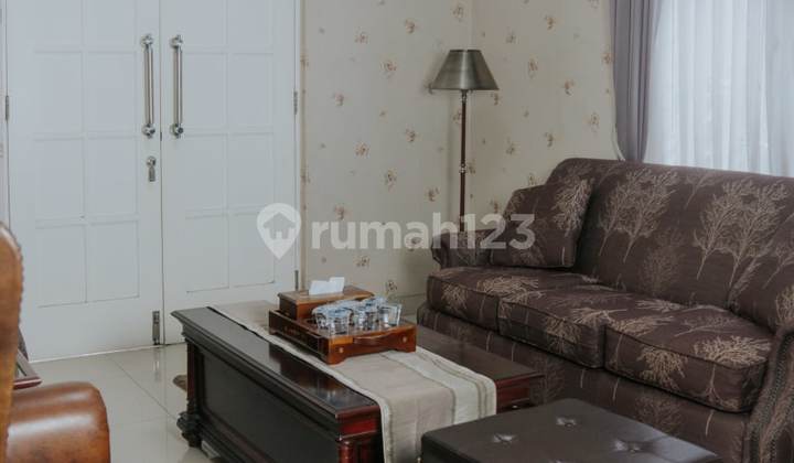 Luxury Home in Tourist City with Swimming Pool, Front Park Position, 4+2 Bedrooms 2