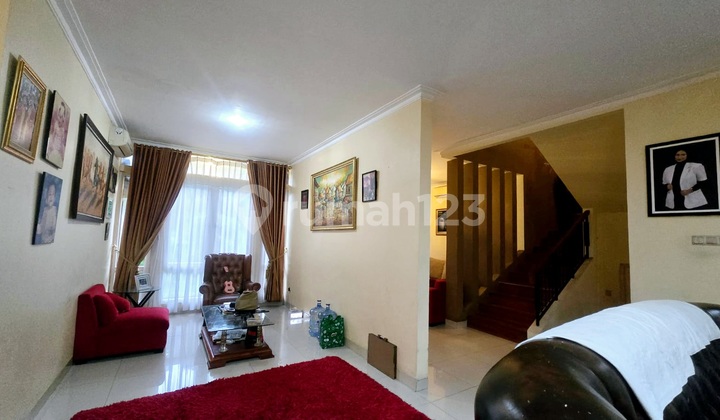Luxury House Cheap in Tourist City, In Front of Large Park, Land Area Over 300m.