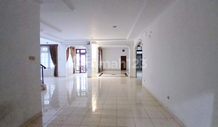 Rumah Mewah Murah Kota Wisata Cibubur Siap Huni Kamar 4+1 Cluster Dekat Tol Harga Dibawah 4M 2