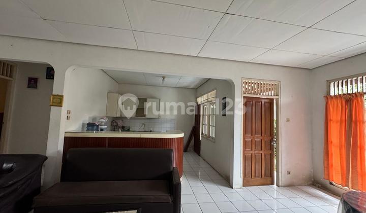 For Sale: Villa with 4,880 M2 of Land, SHM Certificate, Located in Cidahu Sukabumi, Roadside.