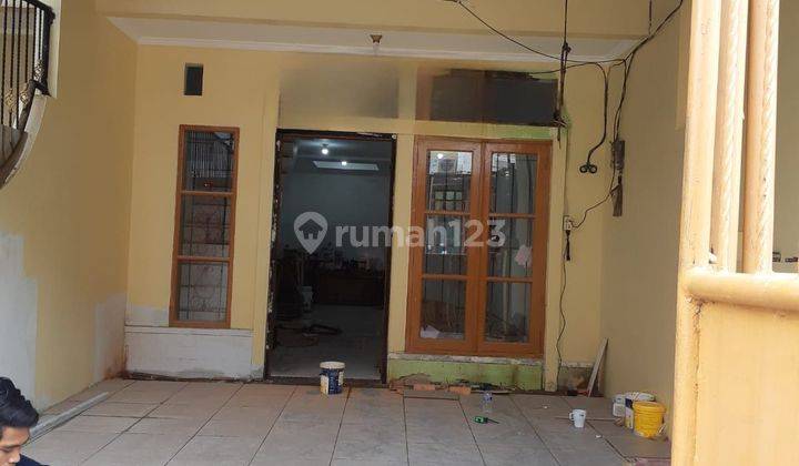 Dijual Rumah Taman  Palem Lestari 1