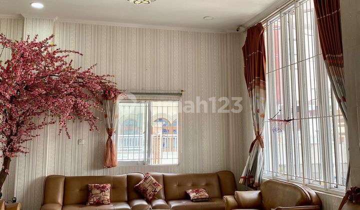 Dijual Rumah.taman.palem Rumah Lokasi Bagus