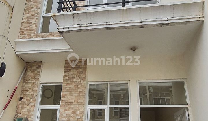 Rumah Royal Palm Bebas Banjir Dekat Lotte.mart