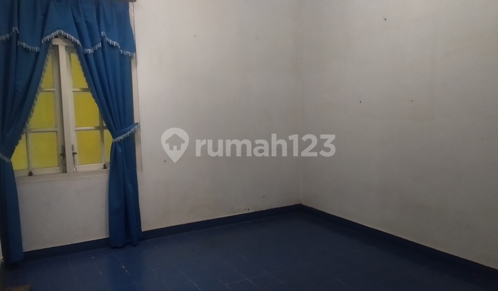 Rumah halaman luas barat Mall Solo Square 14