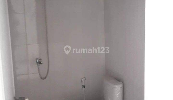 Ruko Strategis jalan utama komplek perumahan, cocok untuk apotik atau kafe 9
