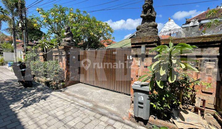 Cheap house for sale in Menuri Supratman Kesiman Denpasar 1