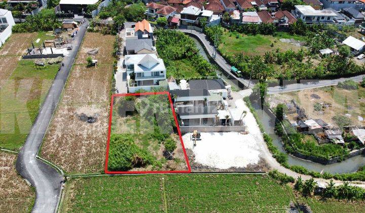 Paddy View Land in Jalan Amanlane Seminyak, Badung SHM 800 m² 2