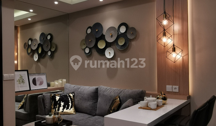 FOR RENT KENSINGTON TOWER APARTMENT DARLINGTON MIDDLE FLOOR FURNISHED FOR RENT KENSINGTON TOWER APARTMENT DARLINGTON MIDDLE FLOOR FURNISHED