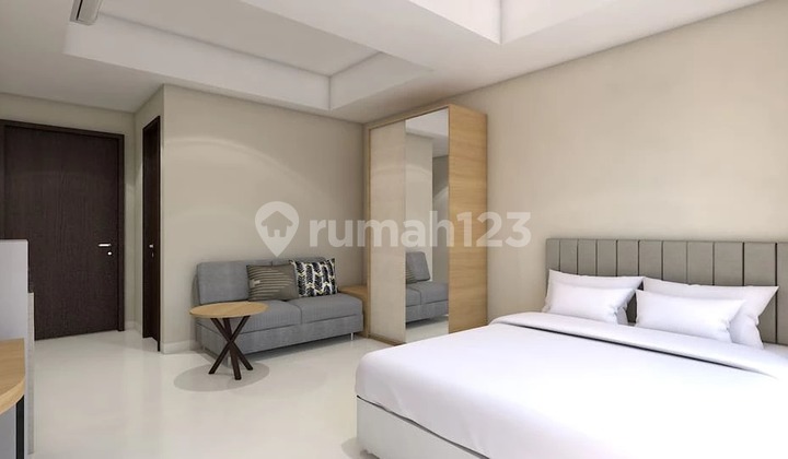 FOR SALE PURIMANSION APARTMENT KEMAYORAN TOWER CRYSTAL 17TH FLOOR POOL VIEW