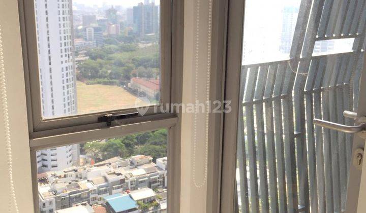 Dijual Apartemen The Mansion Kemayoran Tower Emerald Lantai Tinggi Furnish 2