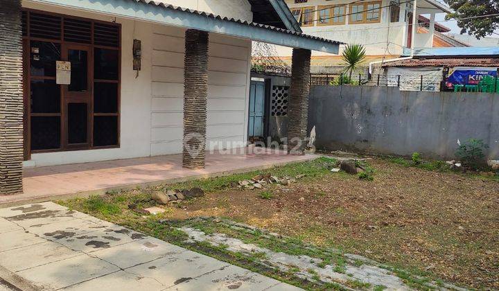 DIJUAL RUMAH HOEK LOKASI SEBRANG RS.BEDAH RAWAMANGUN 1