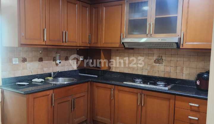 DISEWA APARTEMEN GADING RESORT RESIDENCE KELAPA GADING FURNISH 2