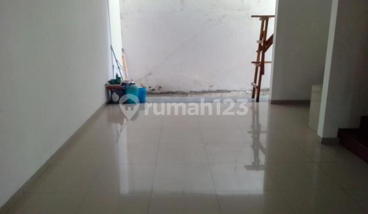 Dijual Rumah 2 Lantai Lokasi Gading Griya Lestari Kelapa Gading 2