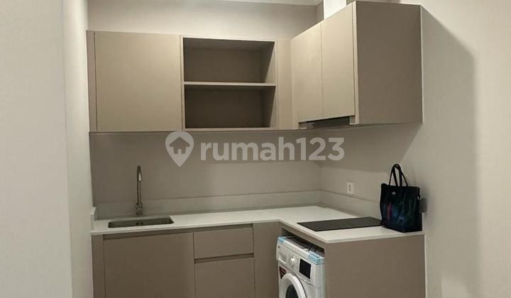 DIJUAL CEPAT APARTEMEN 1BR DI MENARA JAKARTA TOWER EQUINOX LANTAI TINGGI SEMI FURNISH
