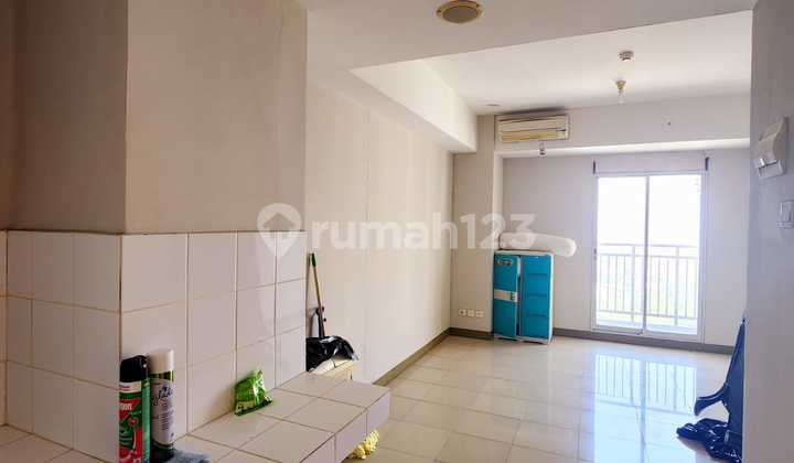 For Sale Studio Apartment in Gading Green Hill Kelapa Gading Tower A 29th Floor Semi Furnished For Sale Studio Apartment in Gading Green Hill Kelapa Gading Tower A 29th Floor Semi Furnished