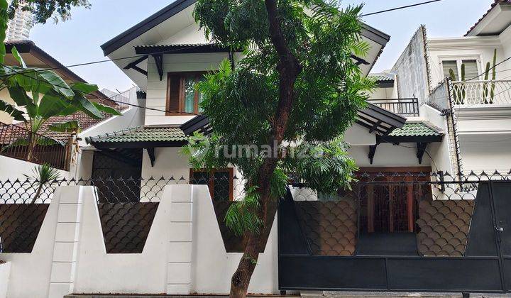 Rumah 2 Lantai Baru Selesai Renovasi Di Area Mega Kuningan 1