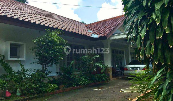 Rumah Lama Di Jl. Tulodong Atas, Dekat Hotel Langham Di Jl. Senopati. Turun Harga Lagi. Serius Jual. 2