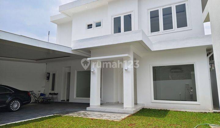 Rumah Baru White House, 4 Kamar Tidur, Di Area Kemang, Bebas Banjir, Jalan Lebar 2