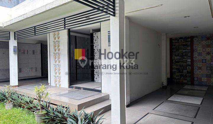 Bangunan Usaha di S. Parman 4