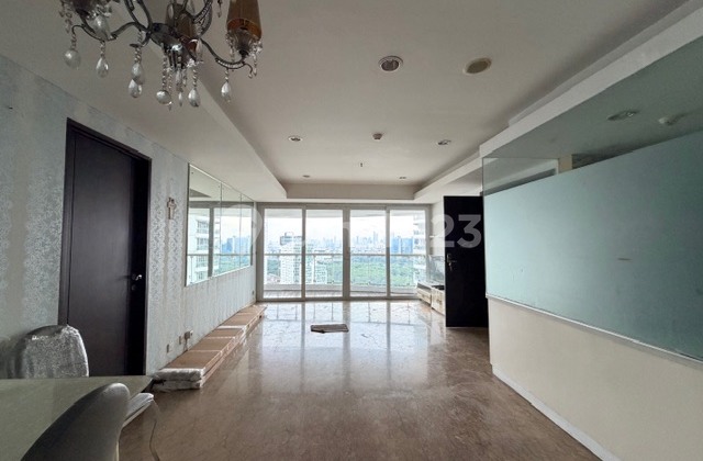 Apartemen Royale Springhill Kemayoran 3 Kamar 196 Meter