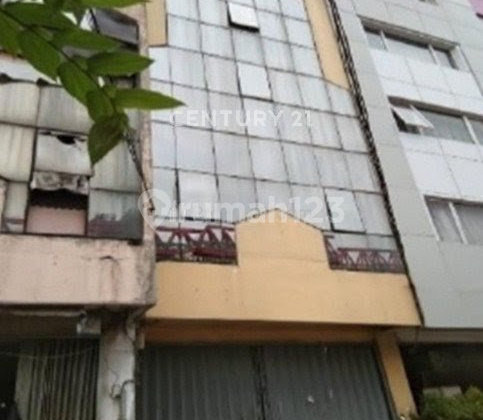 For Sale 4-Story Shop House in Gading Indah, Kelapa Gading, North Jakarta For Sale 4-Story Shop House in Gading Indah, Kelapa Gading, North Jakarta