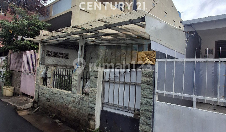 Old House Land Count Near Jalan Mardani Raya Cempaka Putih Old House Land Count Near Jalan Mardani Raya Cempaka Putih