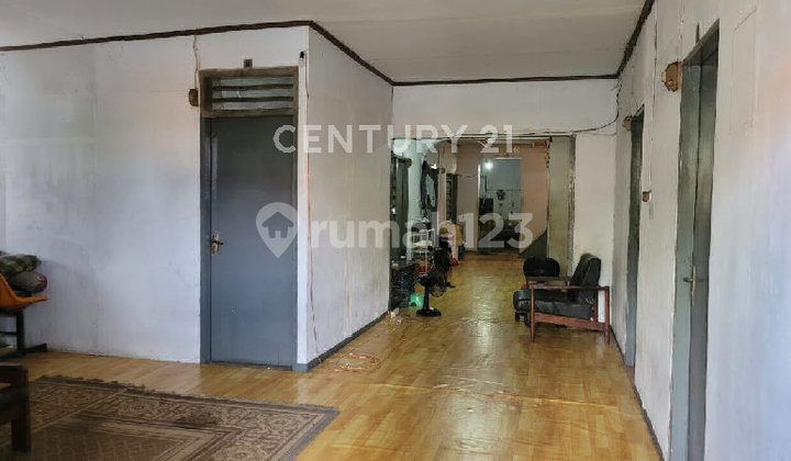 Residential House suitable for Online Warehouse Storage Business Location 2