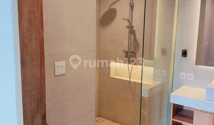 Terjemahkan ke bahasa Inggris: