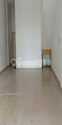 For Rent: Boulevard BSD Toll Road Shop House