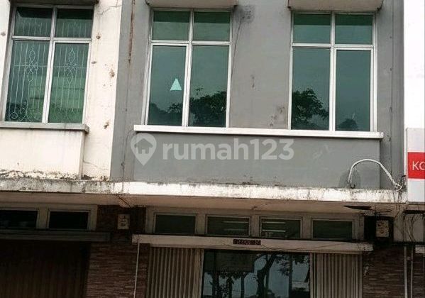 For Rent: Boulevard BSD Toll Road Shop House