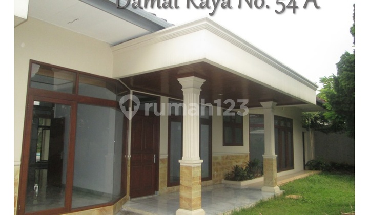 Rumah 1 Lantai dengan Kolam Renang, Siap Huni di Jl. Damai (A), Cipete Rumah 1 Lantai dengan Kolam Renang, Siap Huni di Jl. Damai (A), Cipete