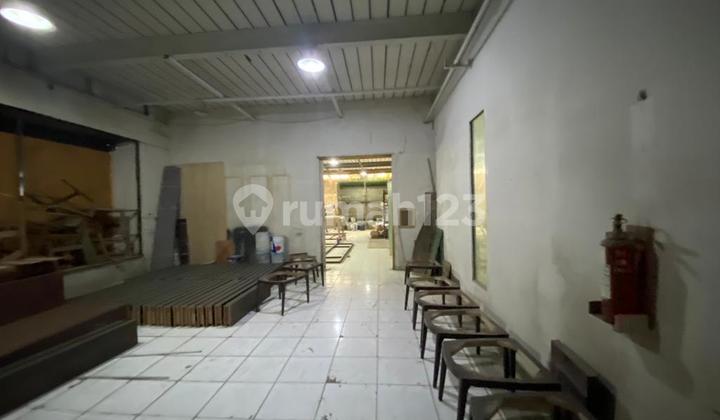 Pabrik di Jl. Mustika Sari, Bantar Gebang, Bekasi 24