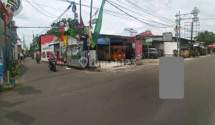 Rumah Plus 6unit Kios di Lok. Strategis Jl.kerjabakti, Kramatjati 1