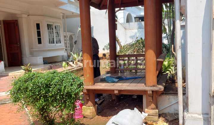 Rumah 2 Lantai di Jl. Mutiara 1, Permata Hijau, Jakarta Selatan 3