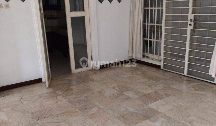 Rumah 2 Lantai di Jl. Mutiara 1, Permata Hijau, Jakarta Selatan 7