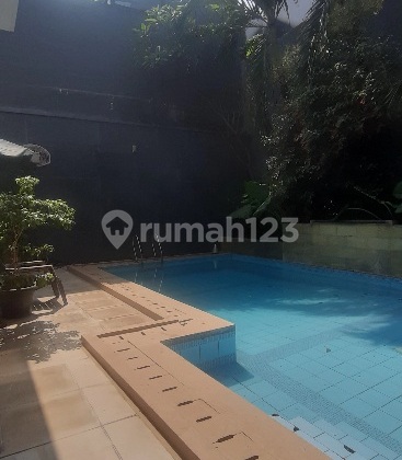 Turun Harga !! B. U. - Serius Jual... Nego Sampai Deal !! Rumah Exclusive 2,5 Lantai di Jl. Berlian 2, Cilandak Turun Harga !! B. U. - Serius Jual... Nego Sampai Deal !! Rumah Exclusive 2,5 Lantai di Jl. Berlian 2, Cilandak