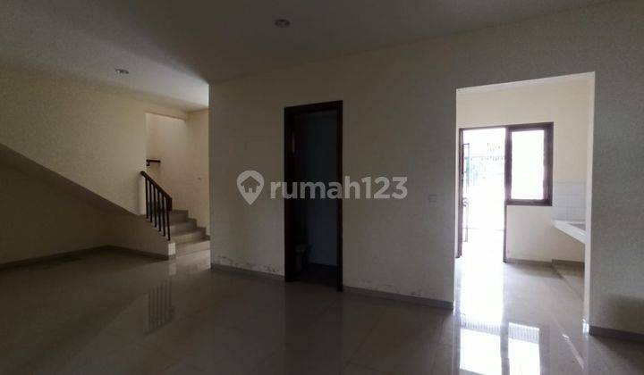 Dijual Rumah Standar Belum Pernah Dihuni Di Cluster Cempaka Suvarna Sutera . Grc 8