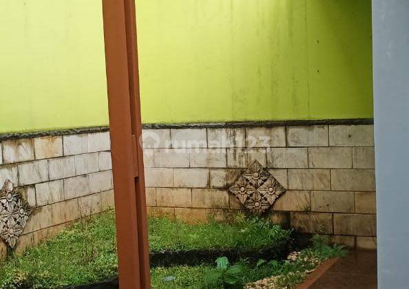 Dijual Rumah Bagus Unfurnished di Kencana Loka, Tangerang 2