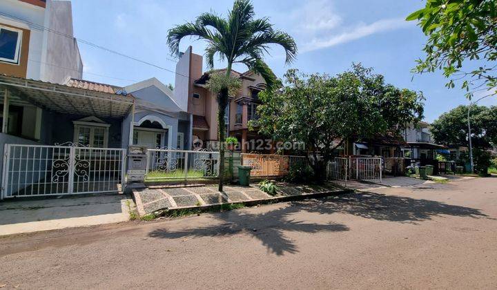 Rumah 2 Lantai Bagus Siap Huni, di Golden Vienna Bsd, Tangerang 1