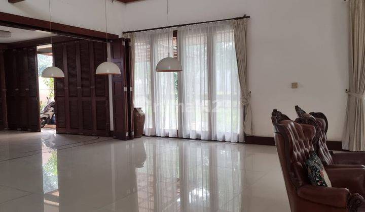 Rumah Mewah Semi Furnished di Green Cove Bsd City, Tangerang 1