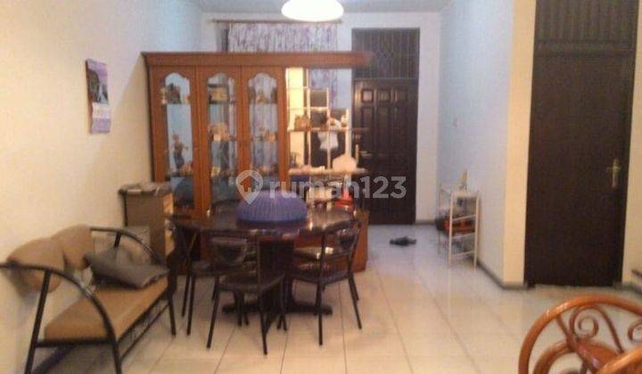 Rumah 2 Lantai Furnished di Sektor 1d Gading Serpong, Tangerang 2